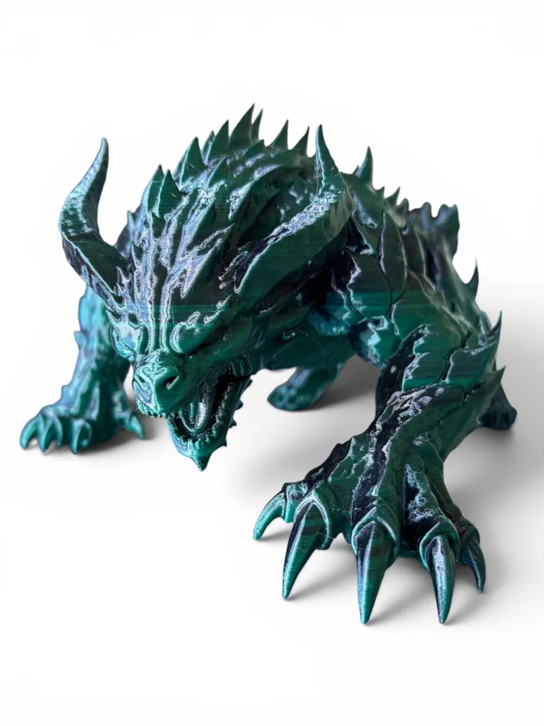 Escultura física de bestia verde esmeralda